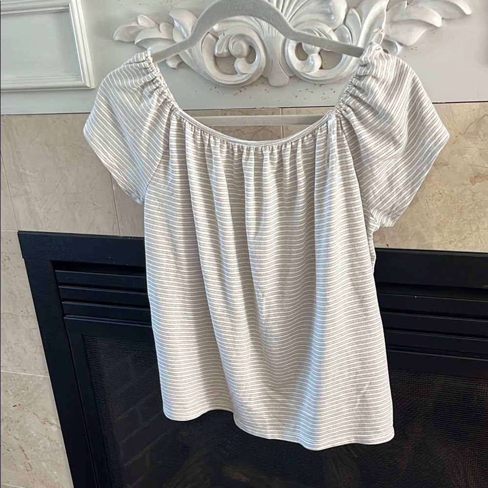 Off-Shoulder Striped Blouse